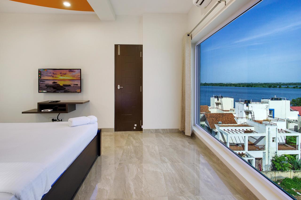 Crystal Lake Suites Coimbatore Exterior foto